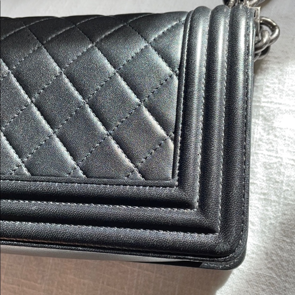 ***SOLD*** Chanel Small Boy Lambskin - Picture 7 of 13